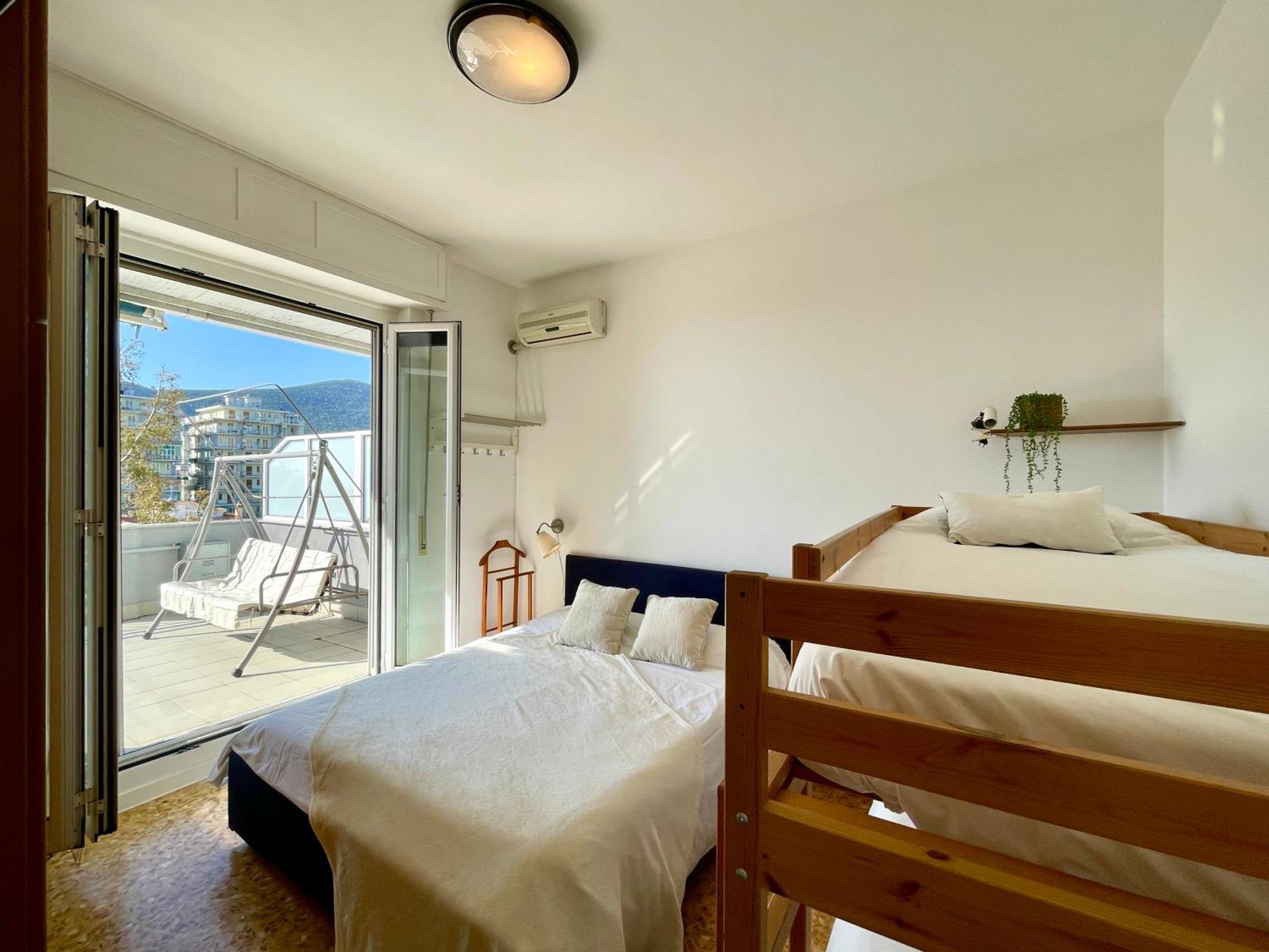 50 Mt Dalle Spiagge, Attico Vista Mare Loano Exterior photo
